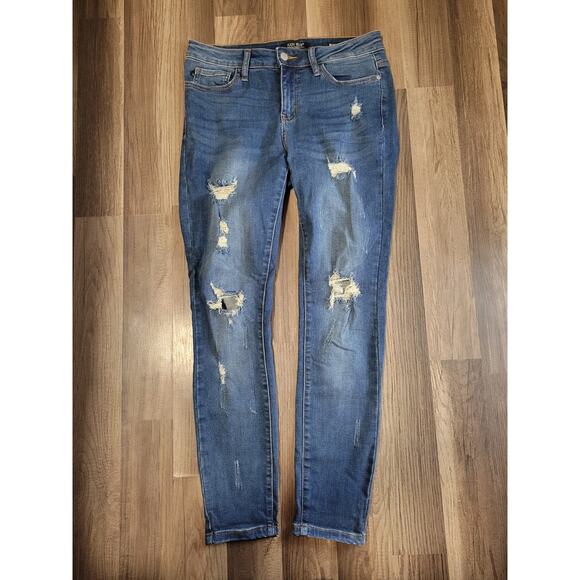 Judy Blue Women's Skinny Fit Medium Wash Distressed Denim Jean Size 9/29 - Picture 2 of 10